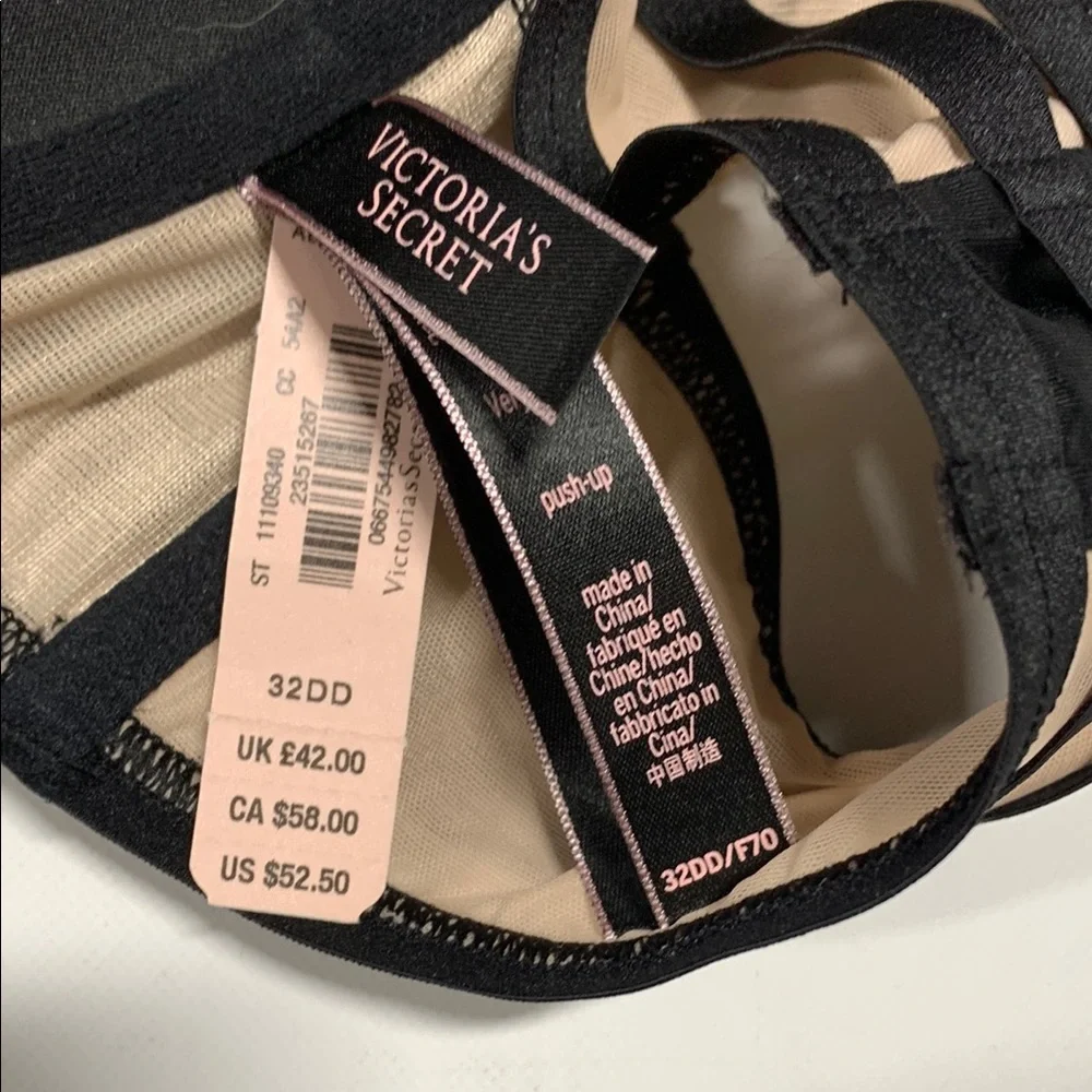 Victoria’s Secret - 32DD - 7138 -‎ Black Women's Racerback Bra w/ Nude